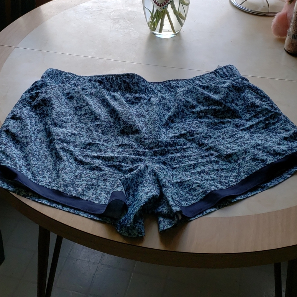 Athletic Womens shorts size XL